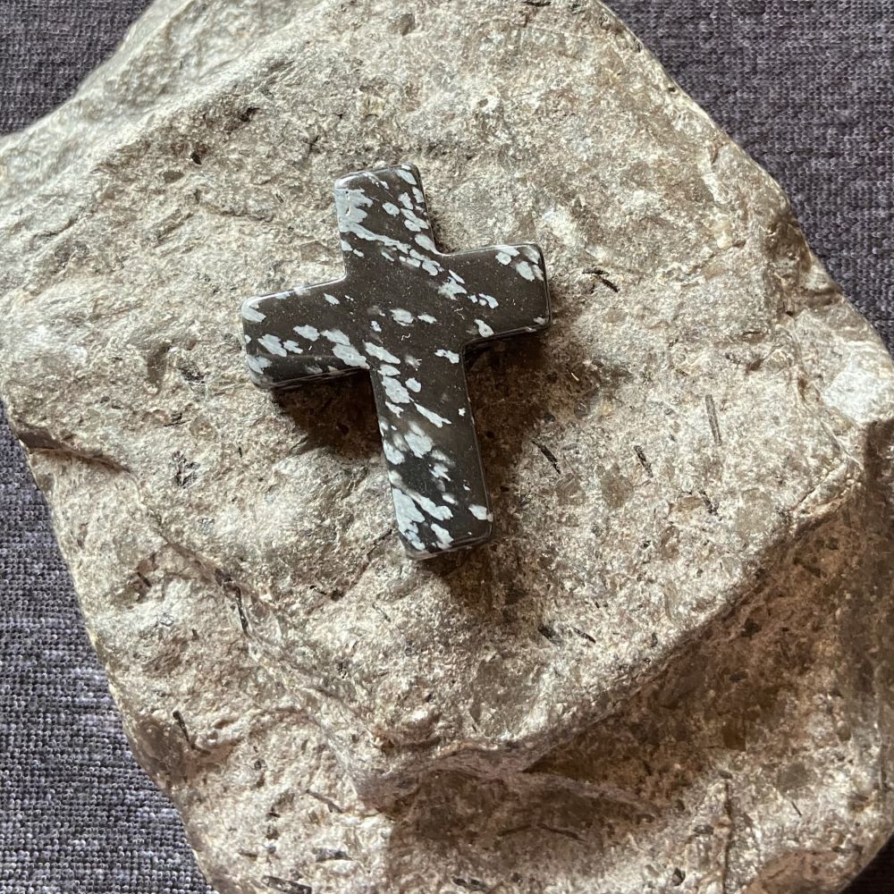kreuz-anhaenger-schneeflockenobsidian-2 Kreuz Anhänger Schneeflockenobsidian