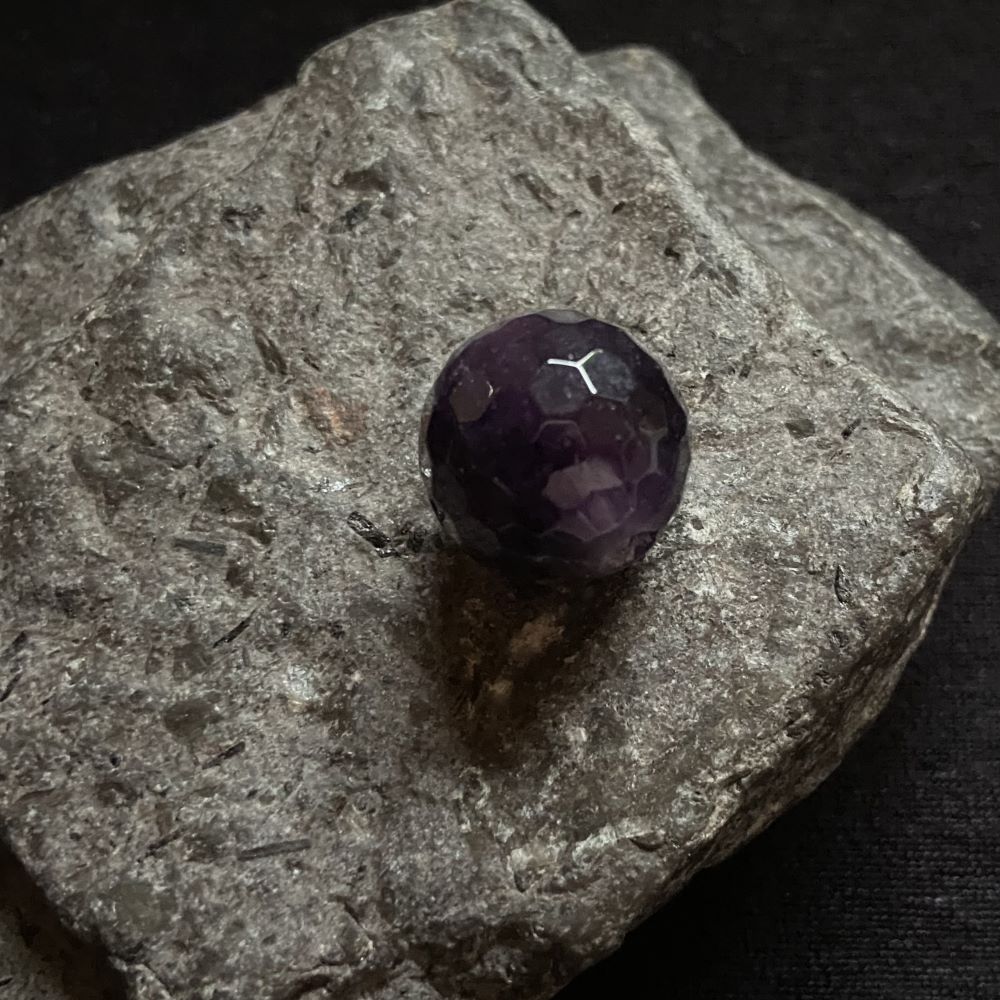 Amethyst Kugel gebohrt Amethyst Kugel gebohrt
