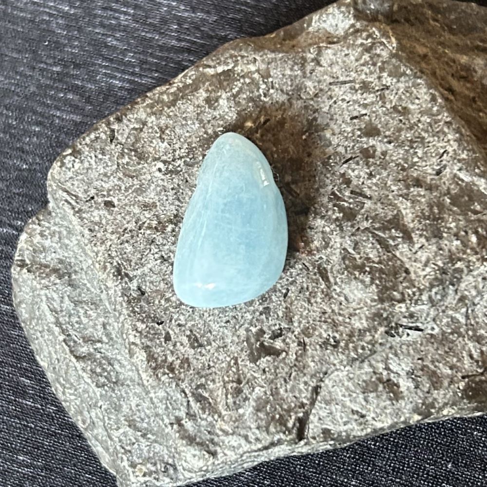 Aquamarin Trommelstein Anhänger