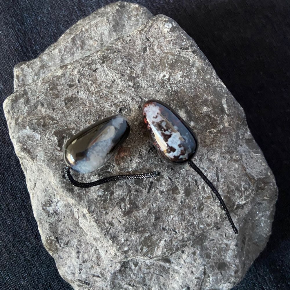 ohroliven-sardonyx-1 Ohr Oliven Sardonyx
