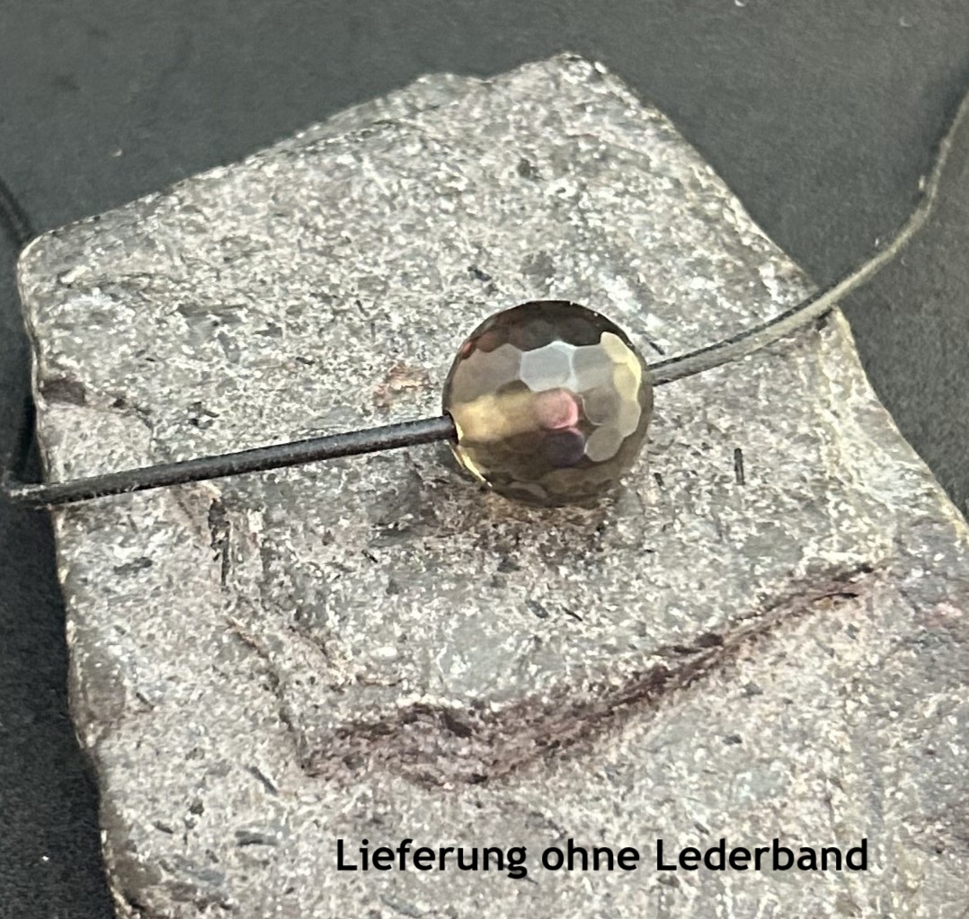 Rauchquarz Kugel gebohrt, facettiert 16mm Rauchquarz Kugel gebohrt, facettiert 16mm